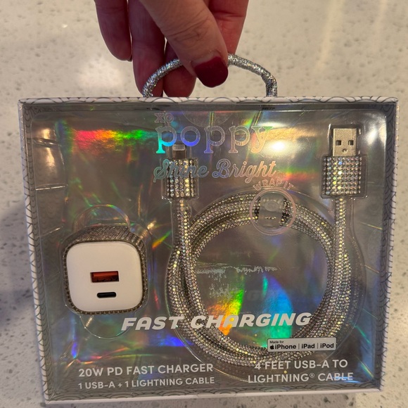 NIP🎀💎xo poppy bling💎🎀20W PD Fast Charging 1 USB-A + Lightning Cable Bling combo - Picture 6 of 11